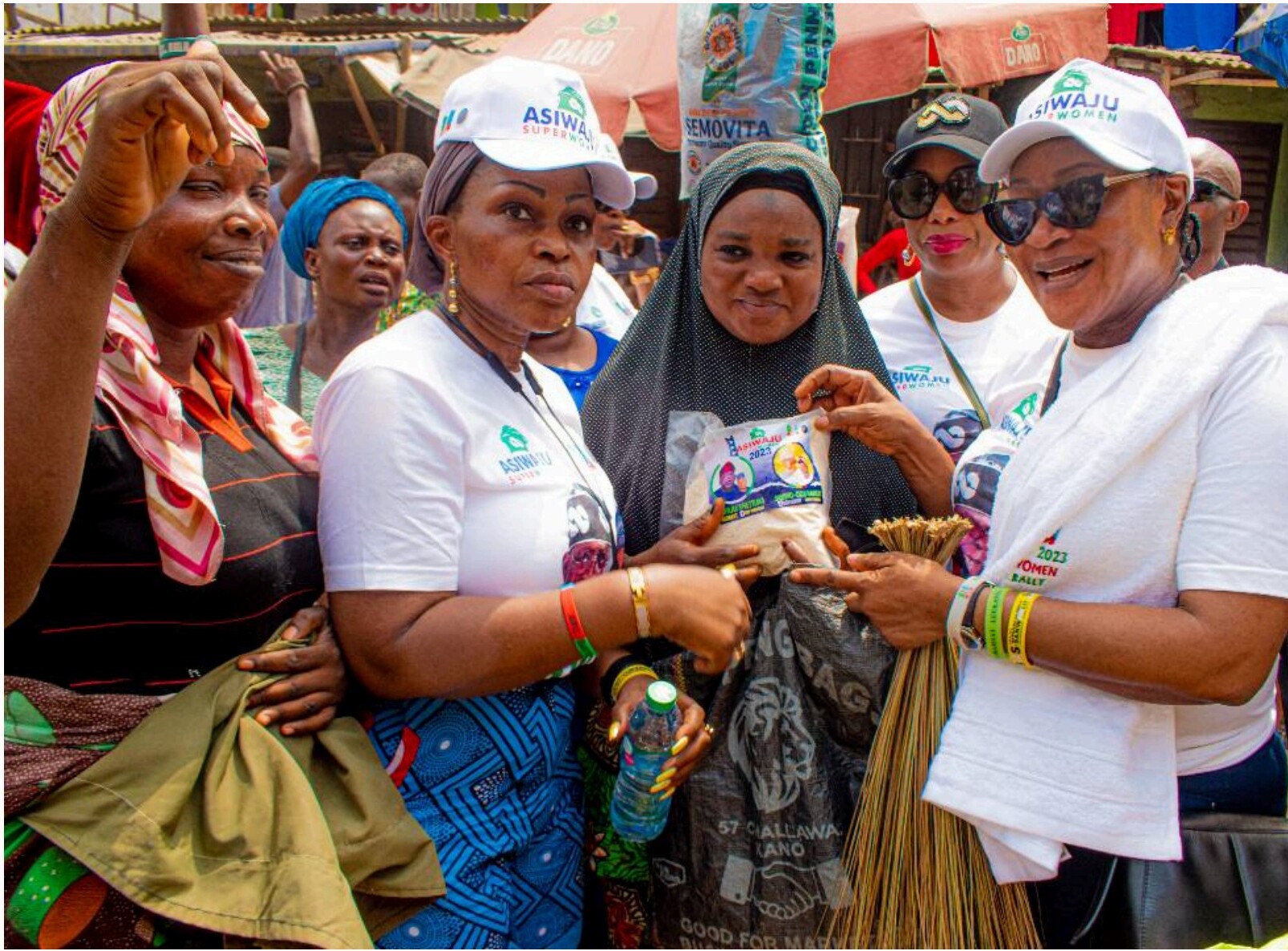 Asiwaju Superwomen storming the markets