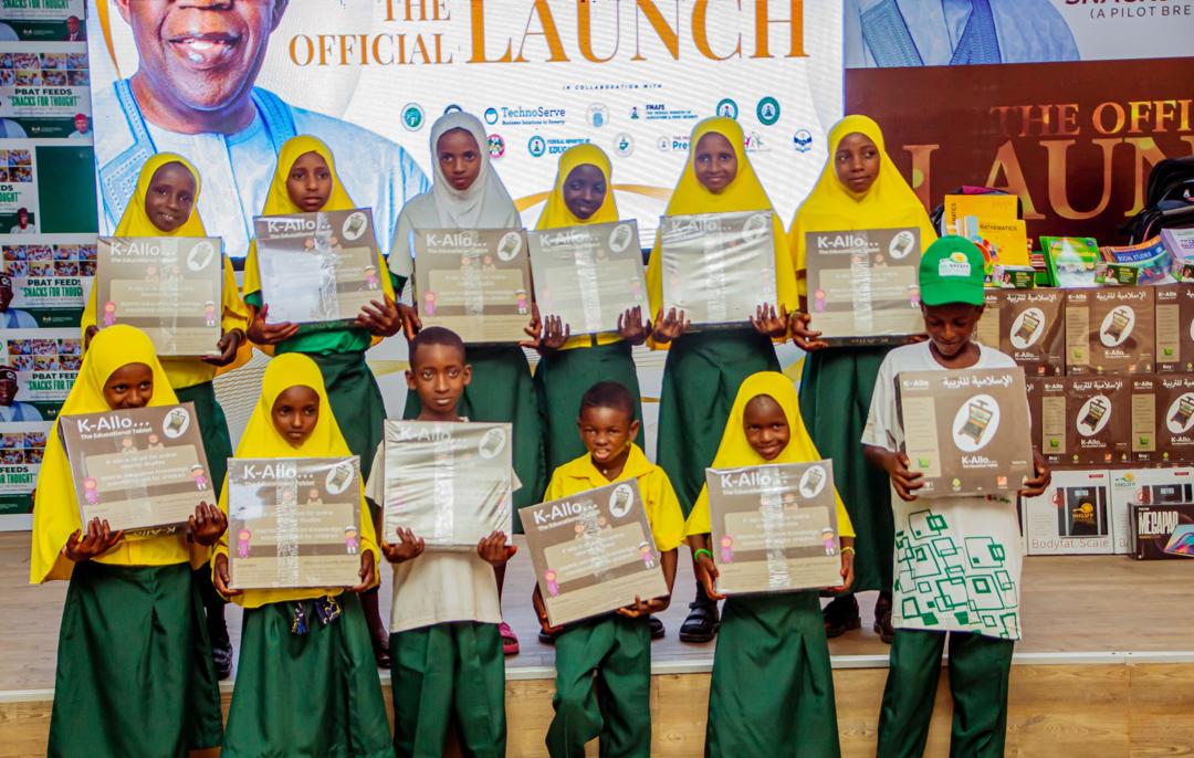 Pupils receive K-Allo learning devices