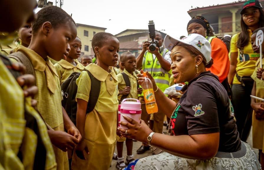 Distributing nourishment, school by school